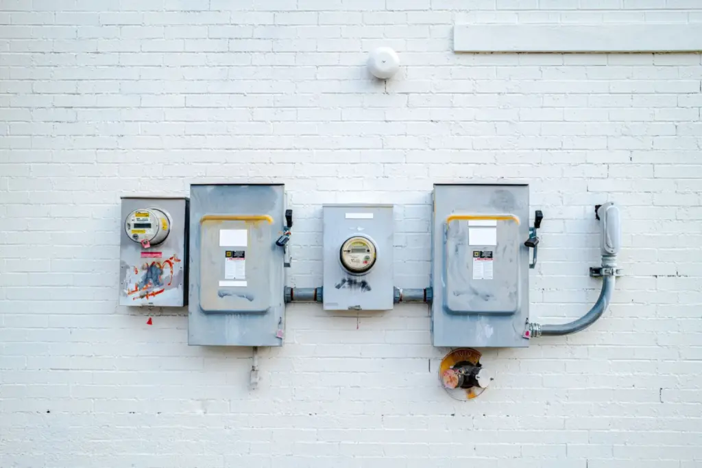 Cost to Upgrade Electrical Panel to 200 Amps: Full Guide 2026 Cost to Upgrade Electrical Panel to 200 Amps: Full Guide 2026 What Determines the Cost to Upgrade Electrical Panel to 200 Amps